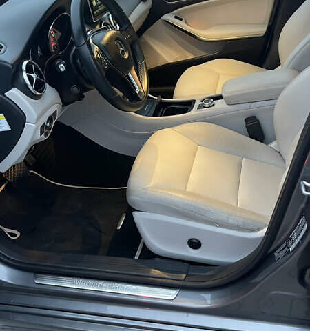 Серый Мерседес ЦЛА-класс, объемом двигателя 1.99 л и пробегом 168 тыс. км за 13300 $, фото 10 на Automoto.ua