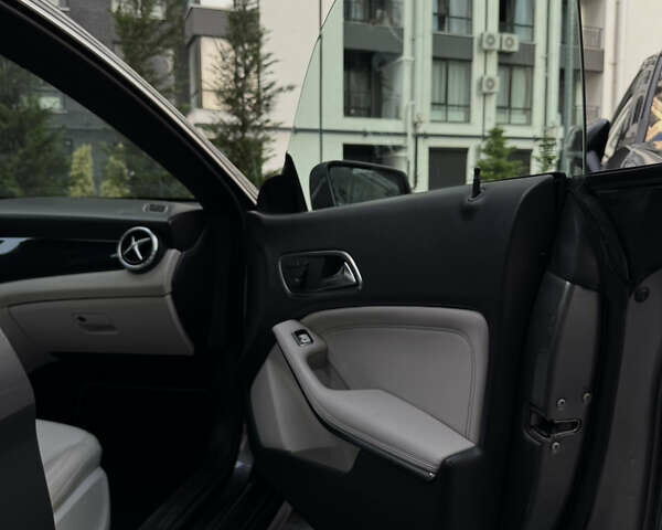 Мерседес ЦЛА-класс 2014 в Луцке на Automoto.ua Серый Мерседес ЦЛА-класс, объемом двигателя 2 л и пробегом 229 тыс. км за 18500 $, фото 3 на Automoto.ua