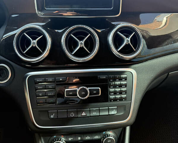 Сірий Мерседес ЦЛА-клас, об'ємом двигуна 1.99 л та пробігом 148 тис. км за 18200 $, фото 29 на Automoto.ua