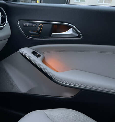 Серый Мерседес ЦЛА-класс, объемом двигателя 1.99 л и пробегом 168 тыс. км за 13300 $, фото 16 на Automoto.ua