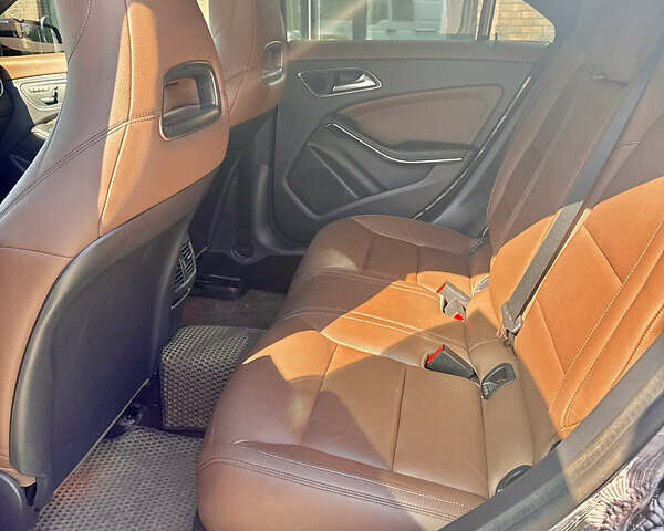 Сірий Мерседес ЦЛА-клас, об'ємом двигуна 1.99 л та пробігом 148 тис. км за 18200 $, фото 22 на Automoto.ua