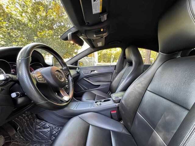 Серый Мерседес ЦЛА-класс, объемом двигателя 2 л и пробегом 78 тыс. км за 11900 $, фото 7 на Automoto.ua