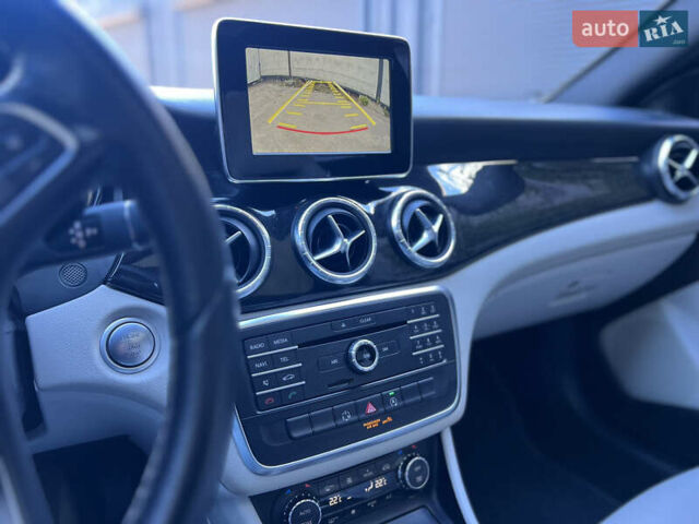 Серый Мерседес ЦЛА-класс, объемом двигателя 1.99 л и пробегом 160 тыс. км за 17200 $, фото 15 на Automoto.ua