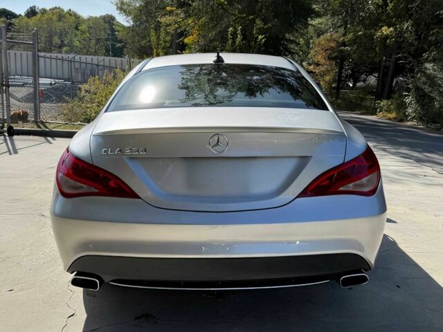 Серый Мерседес ЦЛА-класс, объемом двигателя 2 л и пробегом 78 тыс. км за 11900 $, фото 5 на Automoto.ua