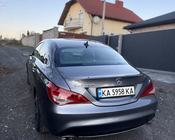 Сірий Мерседес ЦЛА-клас, об'ємом двигуна 1.99 л та пробігом 145 тис. км за 15200 $, фото 4 на Automoto.ua