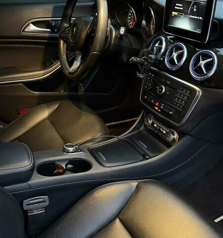 Сірий Мерседес ЦЛА-клас, об'ємом двигуна 1.99 л та пробігом 199 тис. км за 15999 $, фото 12 на Automoto.ua