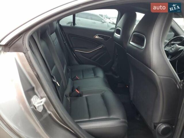 Серый Мерседес ЦЛА-класс, объемом двигателя 1.99 л и пробегом 94 тыс. км за 3000 $, фото 9 на Automoto.ua