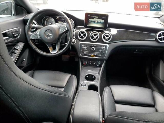 Серый Мерседес ЦЛА-класс, объемом двигателя 1.99 л и пробегом 94 тыс. км за 3000 $, фото 7 на Automoto.ua
