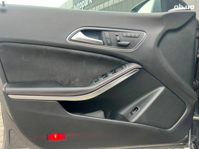 Серый Мерседес ЦЛА-класс, объемом двигателя 2 л и пробегом 120 тыс. км за 20290 $, фото 14 на Automoto.ua