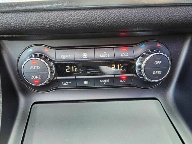 Серый Мерседес ЦЛА-класс, объемом двигателя 2.2 л и пробегом 56 тыс. км за 17000 $, фото 22 на Automoto.ua