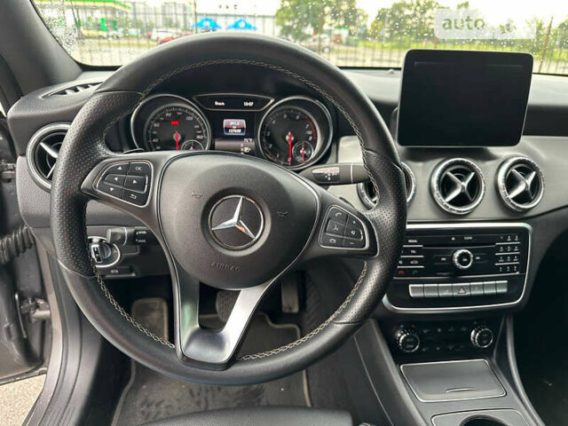 Серый Мерседес ЦЛА-класс, объемом двигателя 2 л и пробегом 127 тыс. км за 16500 $, фото 4 на Automoto.ua