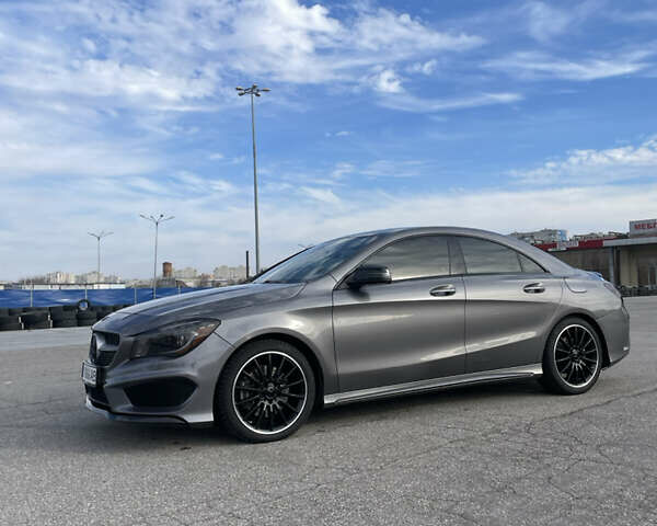 Серый Мерседес ЦЛА-класс, объемом двигателя 2 л и пробегом 103 тыс. км за 16200 $, фото 4 на Automoto.ua