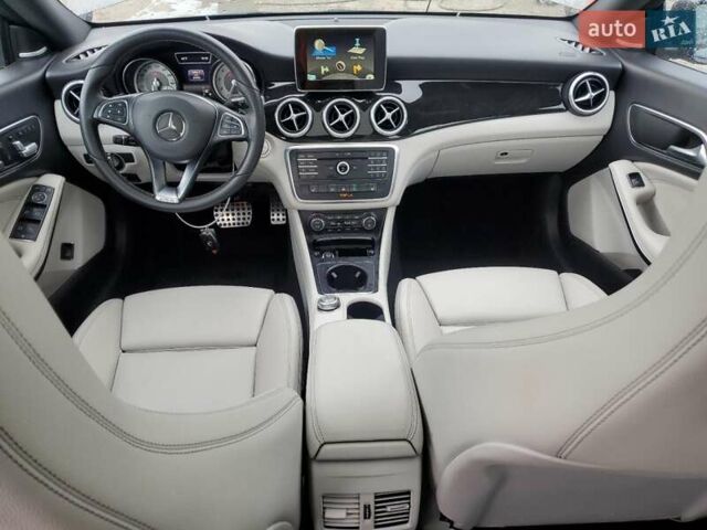 Серый Мерседес ЦЛА-класс, объемом двигателя 2 л и пробегом 96 тыс. км за 2900 $, фото 7 на Automoto.ua