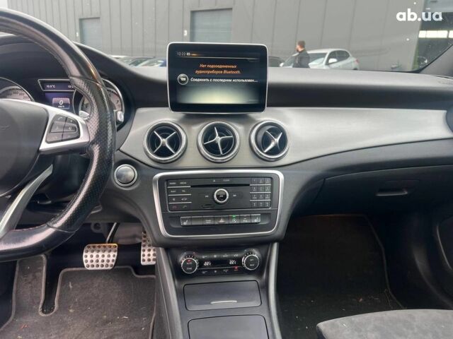 Серый Мерседес ЦЛА-класс, объемом двигателя 2 л и пробегом 120 тыс. км за 20290 $, фото 27 на Automoto.ua