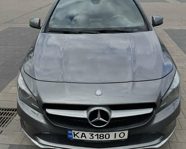 Сірий Мерседес ЦЛА-клас, об'ємом двигуна 1.99 л та пробігом 137 тис. км за 16800 $, фото 1 на Automoto.ua