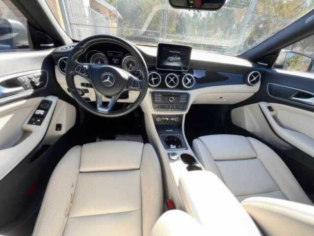 Серый Мерседес ЦЛА-класс, объемом двигателя 2 л и пробегом 99 тыс. км за 5000 $, фото 12 на Automoto.ua