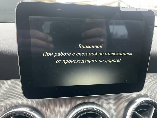 Сірий Мерседес ЦЛА-клас, об'ємом двигуна 2 л та пробігом 44 тис. км за 18500 $, фото 32 на Automoto.ua