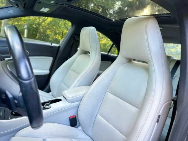 Серый Мерседес ЦЛА-класс, объемом двигателя 2 л и пробегом 76 тыс. км за 12000 $, фото 5 на Automoto.ua