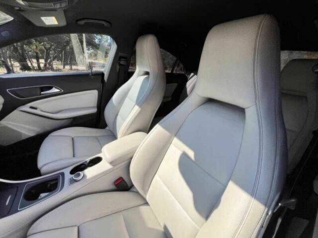 Серый Мерседес ЦЛА-класс, объемом двигателя 2 л и пробегом 99 тыс. км за 5000 $, фото 14 на Automoto.ua