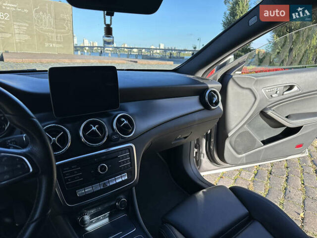 Серый Мерседес ЦЛА-класс, объемом двигателя 2 л и пробегом 125 тыс. км за 21000 $, фото 18 на Automoto.ua