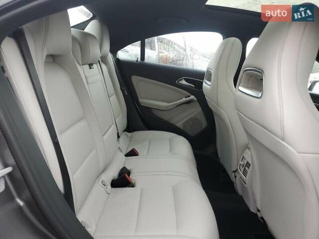 Серый Мерседес ЦЛА-класс, объемом двигателя 2 л и пробегом 96 тыс. км за 2900 $, фото 9 на Automoto.ua