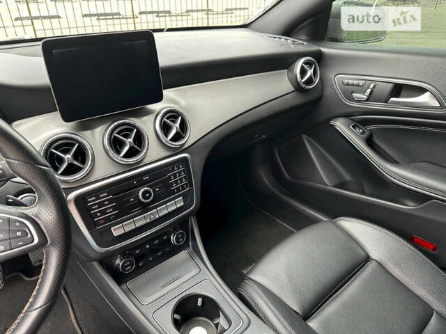 Серый Мерседес ЦЛА-класс, объемом двигателя 2 л и пробегом 127 тыс. км за 16500 $, фото 5 на Automoto.ua