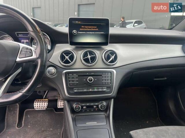 Серый Мерседес ЦЛА-класс, объемом двигателя 2 л и пробегом 120 тыс. км за 20290 $, фото 27 на Automoto.ua