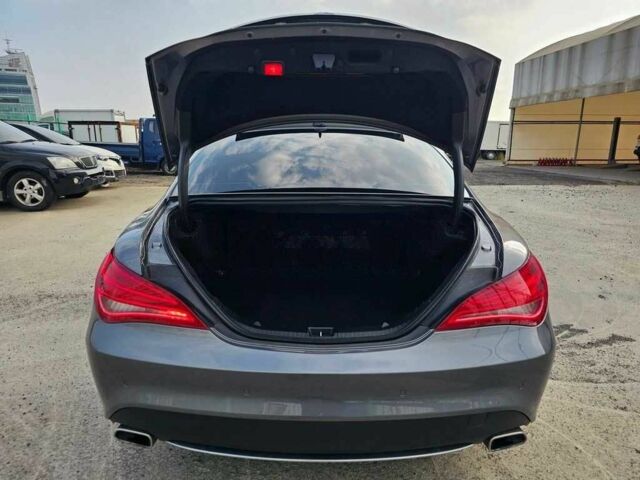 Серый Мерседес ЦЛА-класс, объемом двигателя 2.2 л и пробегом 56 тыс. км за 17000 $, фото 8 на Automoto.ua