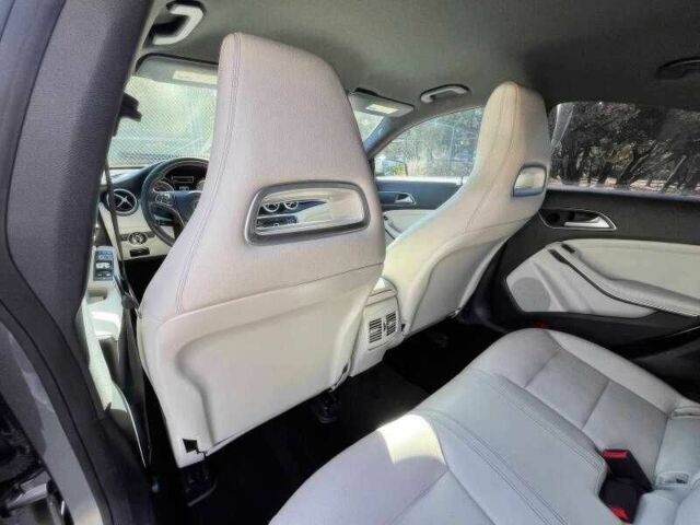 Серый Мерседес ЦЛА-класс, объемом двигателя 2 л и пробегом 99 тыс. км за 5000 $, фото 11 на Automoto.ua