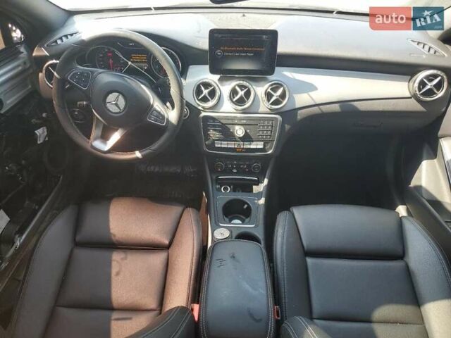 Сірий Мерседес ЦЛА-клас, об'ємом двигуна 1.99 л та пробігом 126 тис. км за 3000 $, фото 7 на Automoto.ua