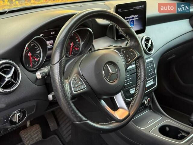 Серый Мерседес ЦЛА-класс, объемом двигателя 1.99 л и пробегом 100 тыс. км за 18999 $, фото 23 на Automoto.ua