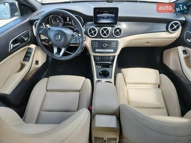 Серый Мерседес ЦЛА-класс, объемом двигателя 2 л и пробегом 93 тыс. км за 14745 $, фото 7 на Automoto.ua