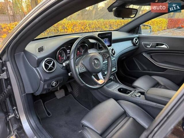 Серый Мерседес ЦЛА-класс, объемом двигателя 1.99 л и пробегом 100 тыс. км за 18999 $, фото 19 на Automoto.ua