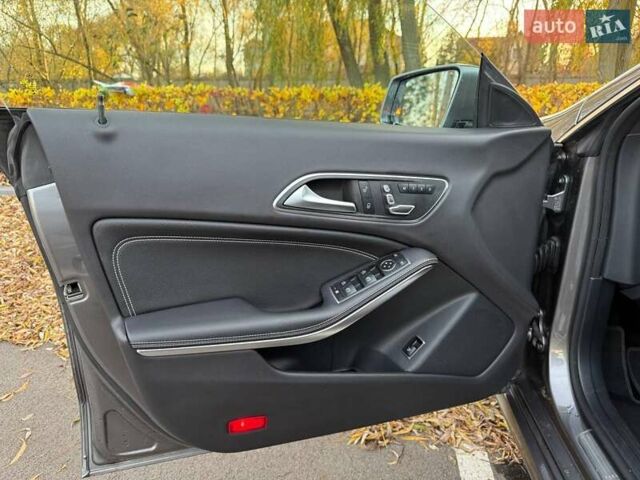 Серый Мерседес ЦЛА-класс, объемом двигателя 1.99 л и пробегом 100 тыс. км за 18999 $, фото 16 на Automoto.ua