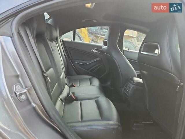 Мерседес ЦЛА-клас 2018 у Києві на Automoto.ua Сірий Мерседес ЦЛА-клас, об'ємом двигуна 1.99 л та пробігом 116 тис. км за 4000 $, фото 9 на Automoto.ua