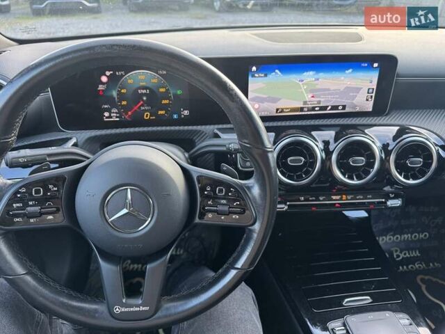 Сірий Мерседес ЦЛА-клас, об'ємом двигуна 1.46 л та пробігом 246 тис. км за 21900 $, фото 1 на Automoto.ua