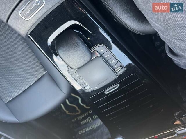 Сірий Мерседес ЦЛА-клас, об'ємом двигуна 1.46 л та пробігом 246 тис. км за 21900 $, фото 4 на Automoto.ua