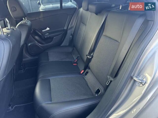 Сірий Мерседес ЦЛА-клас, об'ємом двигуна 1.46 л та пробігом 246 тис. км за 21900 $, фото 28 на Automoto.ua