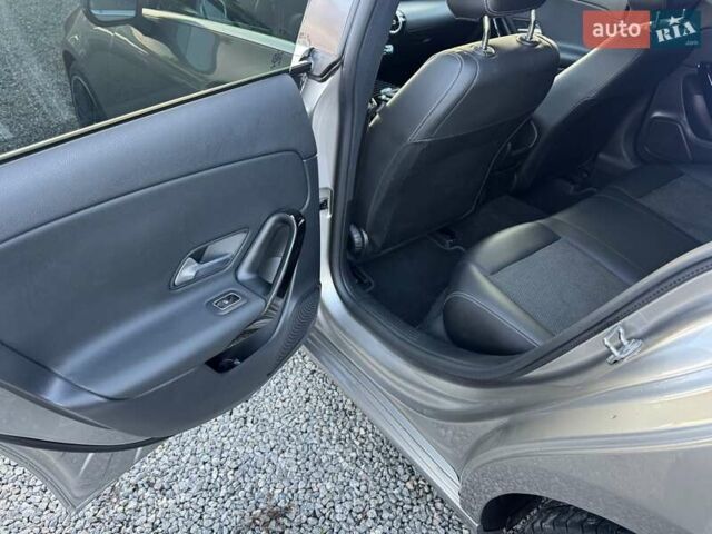 Сірий Мерседес ЦЛА-клас, об'ємом двигуна 1.46 л та пробігом 246 тис. км за 21900 $, фото 25 на Automoto.ua
