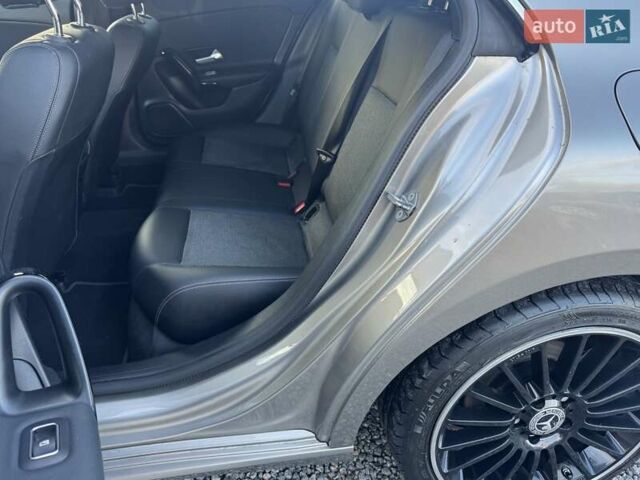 Сірий Мерседес ЦЛА-клас, об'ємом двигуна 1.46 л та пробігом 246 тис. км за 21900 $, фото 29 на Automoto.ua