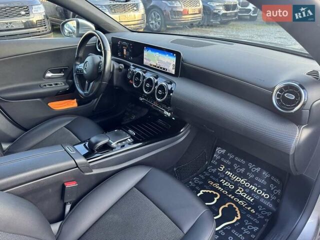 Сірий Мерседес ЦЛА-клас, об'ємом двигуна 1.46 л та пробігом 246 тис. км за 21900 $, фото 16 на Automoto.ua