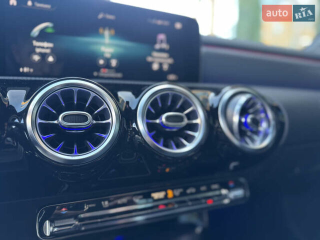 Мерседес ЦЛА-класс 2019 в Черновцах на Automoto.ua Серый Мерседес ЦЛА-класс, объемом двигателя 2 л и пробегом 95 тыс. км за 28000 $, фото 19 на Automoto.ua