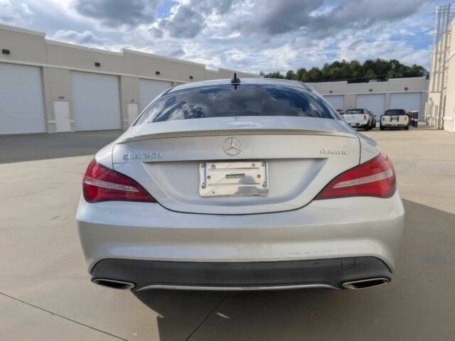 Серый Мерседес ЦЛА-класс, объемом двигателя 2 л и пробегом 44 тыс. км за 18000 $, фото 4 на Automoto.ua