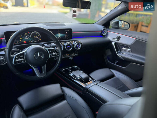 Мерседес ЦЛА-класс 2019 в Черновцах на Automoto.ua Серый Мерседес ЦЛА-класс, объемом двигателя 2 л и пробегом 95 тыс. км за 28000 $, фото 9 на Automoto.ua