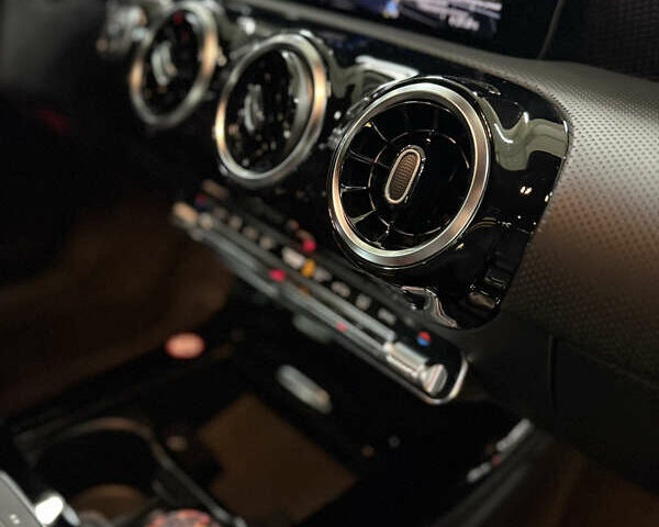 Серый Мерседес ЦЛА-класс, объемом двигателя 2 л и пробегом 18 тыс. км за 43500 $, фото 14 на Automoto.ua