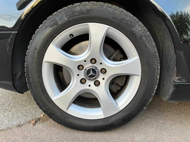 Чорний Мерседес ЦЛЦ 200, об'ємом двигуна 1.8 л та пробігом 186 тис. км за 10100 $, фото 16 на Automoto.ua