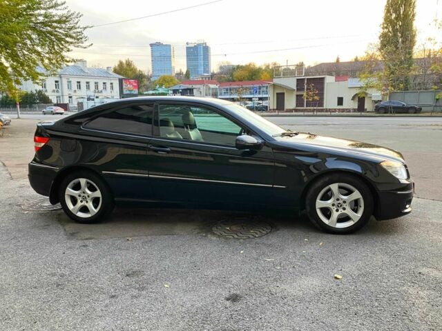 Чорний Мерседес ЦЛЦ 200, об'ємом двигуна 1.8 л та пробігом 186 тис. км за 10100 $, фото 19 на Automoto.ua