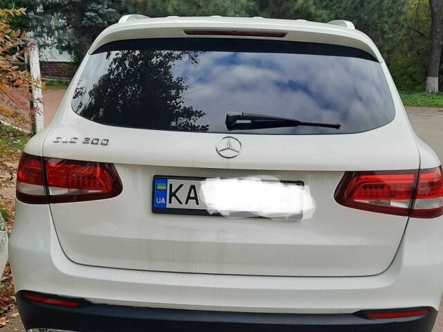 Белый Мерседес ЦЛЦ-класс, объемом двигателя 0 л и пробегом 37 тыс. км за 22300 $, фото 6 на Automoto.ua