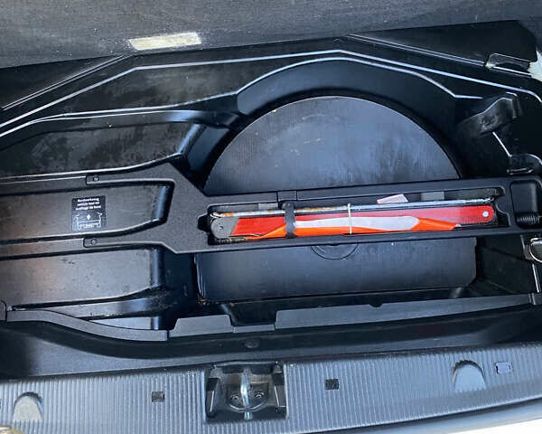 Білий Мерседес ЦЛЦ-клас, об'ємом двигуна 1.8 л та пробігом 172 тис. км за 8300 $, фото 12 на Automoto.ua