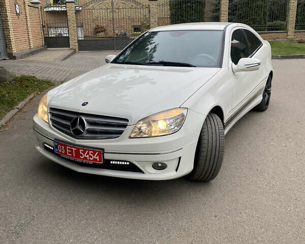 Белый Мерседес ЦЛЦ-класс, объемом двигателя 1.8 л и пробегом 172 тыс. км за 6950 $, фото 1 на Automoto.ua